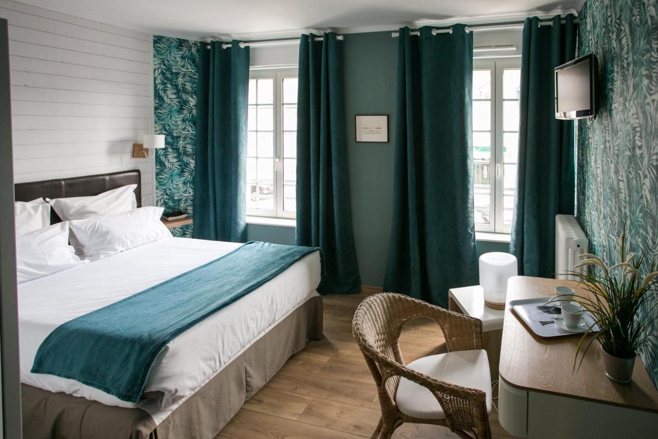 Le Cotentin Appart'Hotels & Restaurant Le Cot' Portbail Esterno foto