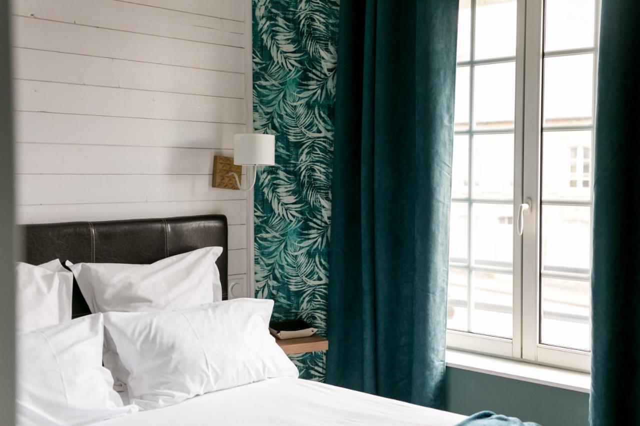 Le Cotentin Appart'Hotels & Restaurant Le Cot' Portbail Esterno foto